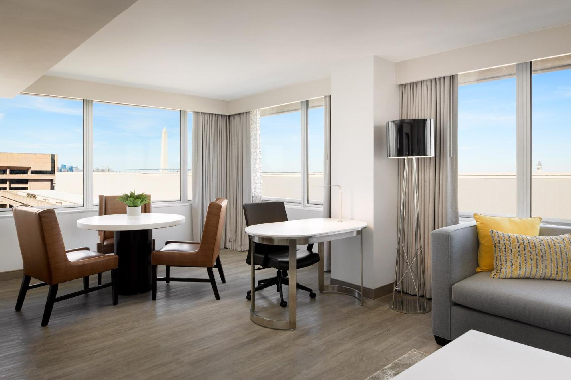 Hotel Hilton Dc National Mall The Wharf 4*